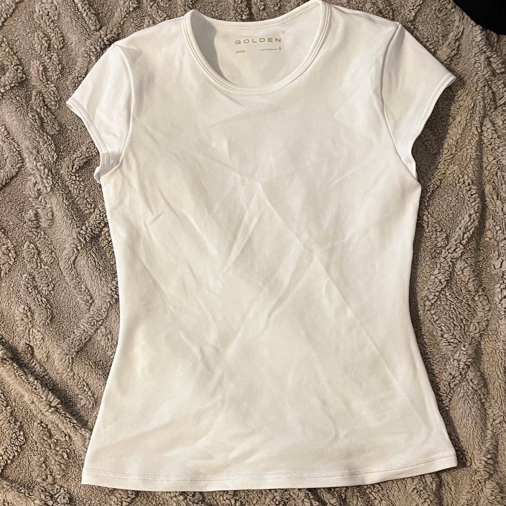 Aritzia waist length fitted white tee
